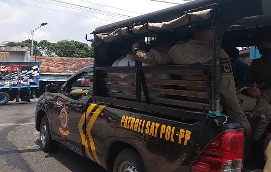 Mencurigakan! 5 Pelajar Cowok dan 7 Pelajar Putri Barengan Bolos Sekolah di Bangunan Terbengkalai 1 IMG 20260512 WA0031 Mencurigakan! 5 Pelajar Cowok dan 7 Pelajar Putri Barengan Bolos Sekolah di Bangunan Terbengkalai