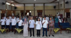 Foto bersama usai pengukuhan 31 kampung dan desa wisata di Sukabumi. (ist)