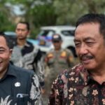 Bupati Sukabumi Asep Japar berencana membangun kembali gedung mangkrak di Cangehgar. (Foto Sukabumiupdate)